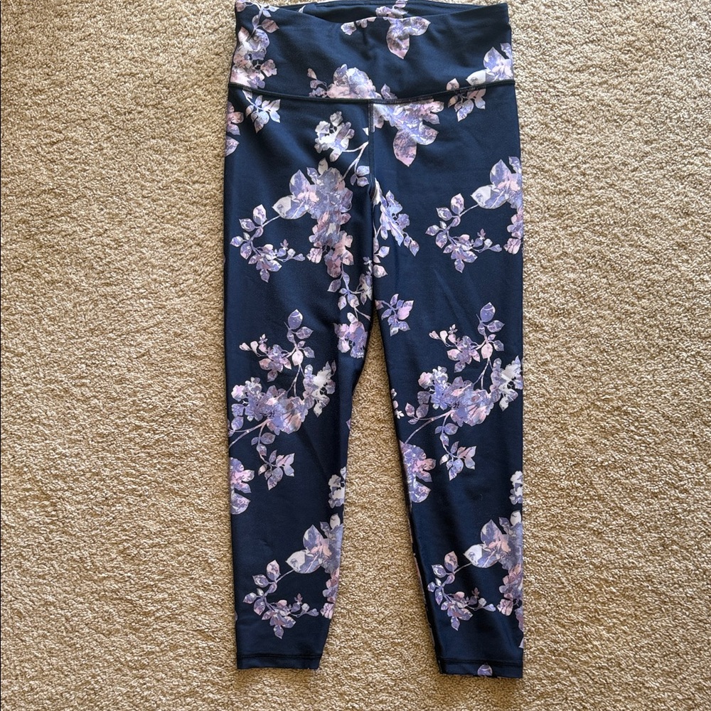 GapFit Blackout Technology Floral Active Leggings - Black & Dusty Pink
